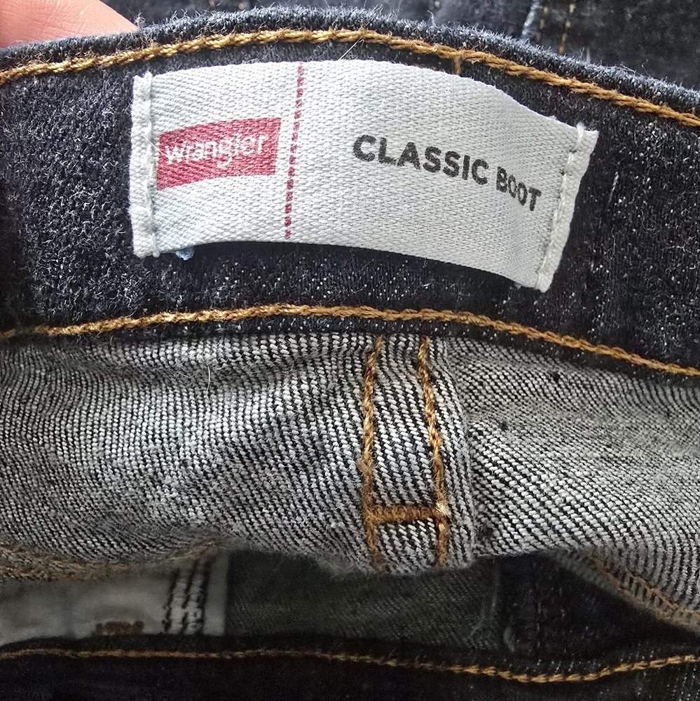 EUC Wrangler Classic Boot 16 regular - Picture 9 of 12